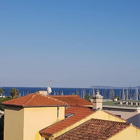 La Caravelle Vue Mer Et Wifi * Le Lavandou